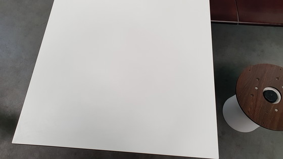 Image 1 of Moooi mesa contenedor + pie extra bajo blanco clásico diseño holandés mesa de jardín exterior/interior marcel wanders