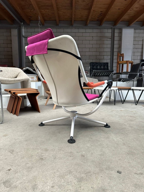 Vitra Waver chair, Konstantin Grcic – Sillas giratorias, Metal, Textil (photo 2 of 5)