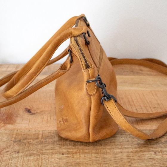 Image 1 of Ochre yellow leather shoulder bag from Bear Design