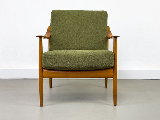 Loungestoel in teak en bouclé van Knoll Antimott, 1960S