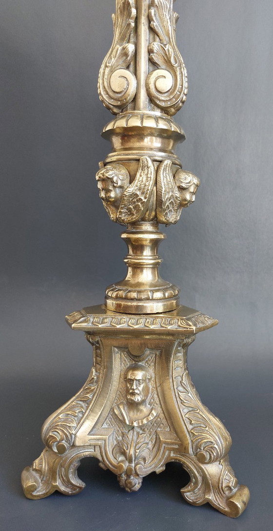Image 1 of Candelabro da cappella in bronzo del XIX secolo