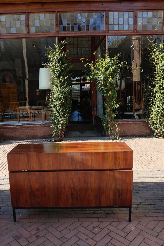 Image 1 of buffet vintage en palissandre avec tourne-disque intégré