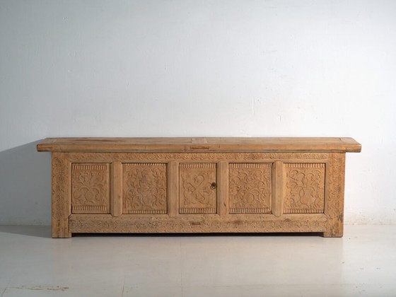 Antique carved low sideboard in fir wood – China, circa 1930 (photo 20 of 40)