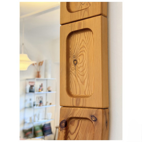 Specchio ovale vintage XL in stile brutalista scandinavo, in legno di pino, Danimarca, anni '70. – Glass (photo 8 of 11)