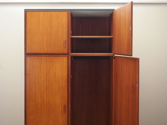 Image 1 of Armoire en teck, design danois, années 1970, fabricant : Omann Jun