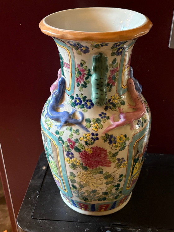 Beautiful 36cm high Chinese Famille Rose Vase – Chinese vases from Holland, Porcelain (photo 13 of 15)