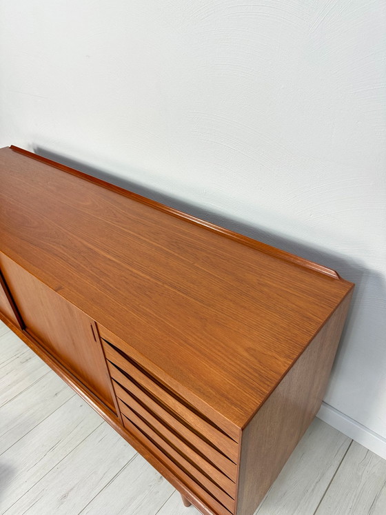 Image 1 of 1960S VINTAGE DANISH MID-CENTURY TEAK SIDEBOARD ‘OS29’ BY ARNE VODDER FOR SIBAST