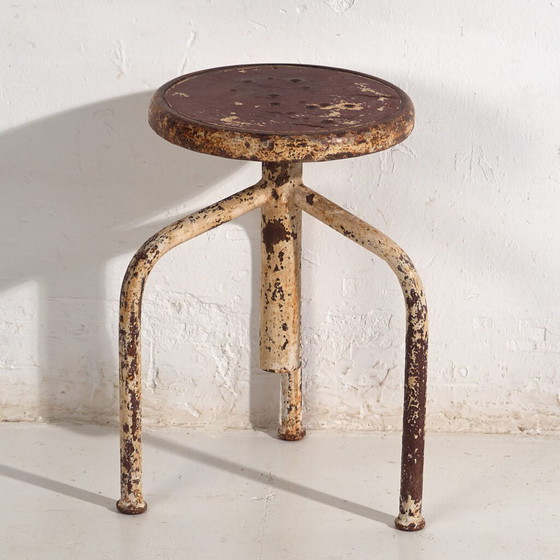 Vintage ronde kruk (ca. 1950) #3 – Krukjes, Iron, Industrieel (photo 4 of 36)