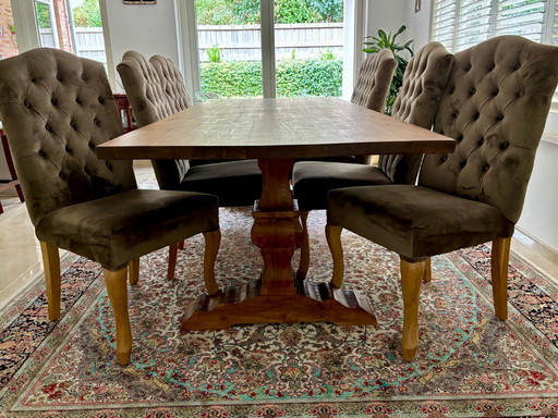 Prachtig Handgemaakte kloostertafel met 8 handgemaakte stoelen