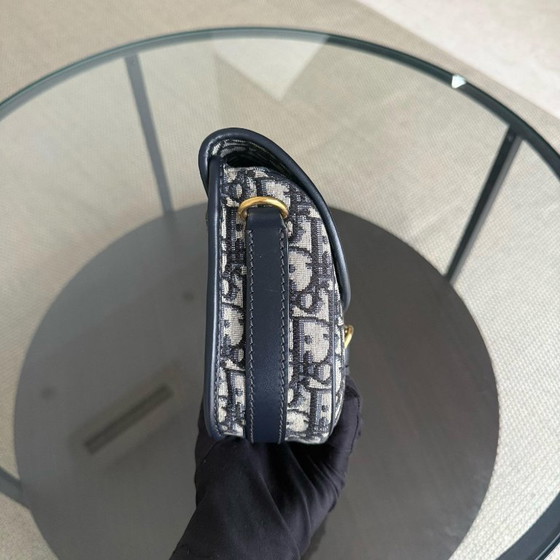 Image 1 of DIOR BOBBY MEDIUM - 22 CM MONOGRAMMA CON FINITURE DORATE