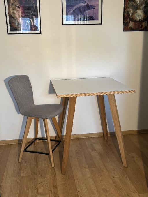Mobitec Mood Compacte Set – Witte Fenix Snacktafel (90x90) & Barkruk Eiken