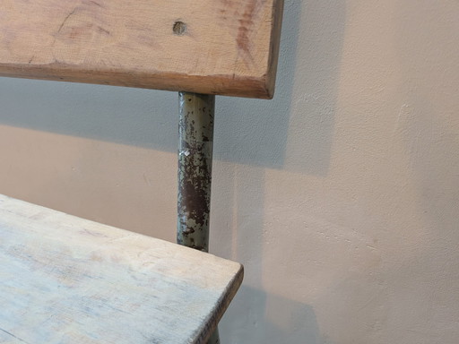 Bureau d'école rétro