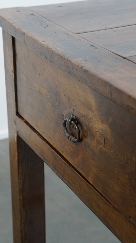 Image 1 of Table de salle à manger ancienne en bois fruitier du 18ème siècle avec 2 tiroirs