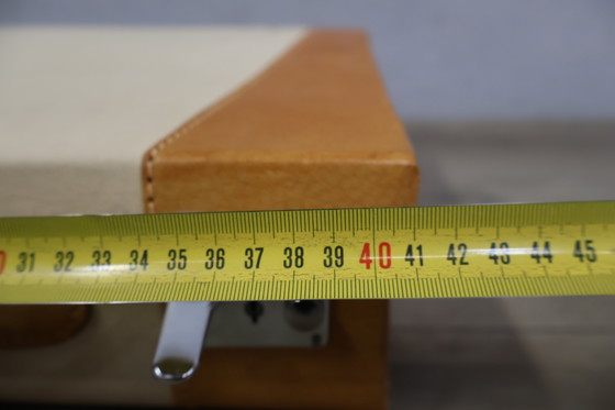 Image 1 of Custodia a mano vintage in pelle bianca e marrone