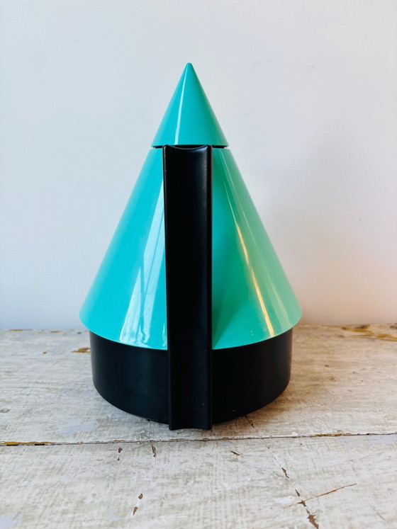 Thermos Emsa Rio degli anni '80 con caratteristico design conico 'Memphis' in turchese e nero (foto 4 di 10)