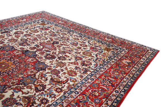 Image 1 of Persian carpet Isfahan 4.38 x 3.10 Oriental carpet fine No. 20292