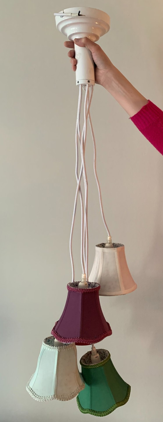Image 1 of Suspension au design vintage exceptionnel - 5 abat-jour - Culot E14