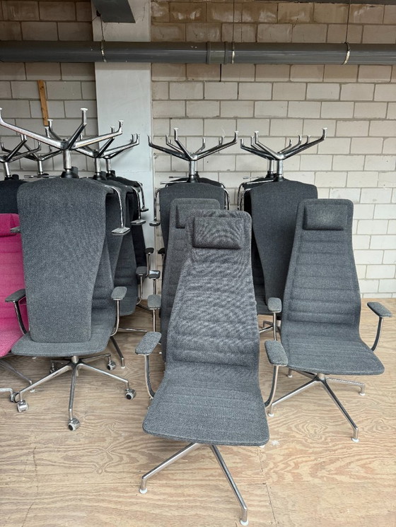 Image 1 of Cappellini Lotus Drehsessel (mehrere verfügbar)