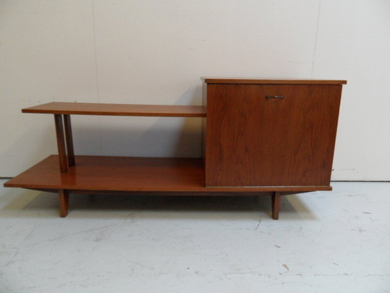 Image 1 of Bibliothèque-séparateur de pièce style années 50