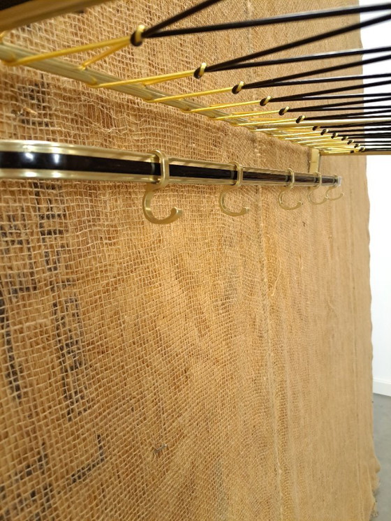 Image 1 of Porte-manteau des années 1950, noir et or, n° 21