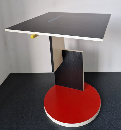 Gerrit Rietveld Divan table Schrödertafel