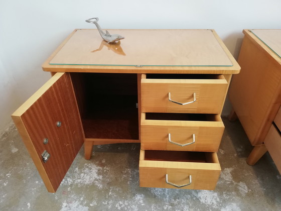 Image 1 of Tables de nuit luxueuses Mid Century Vintage Sideboards