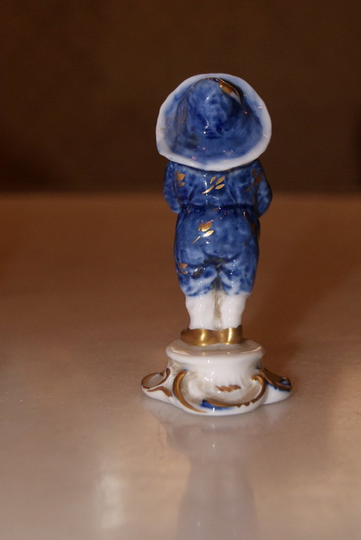 TICHE porcelain figurine.