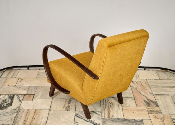 Image 1 of Sillón H 410 diseñado por Jindrich Halabala, Checoslovaquia.