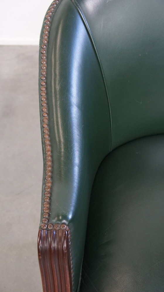 Image 1 of Beistell-/Ess-/Bürostuhl aus grünem Rindsleder und Holz im englischen Stil