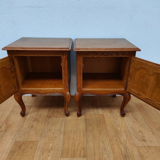 Image 1 of Set of wooden Vintage bedside tables, side tables in Queen Ann style