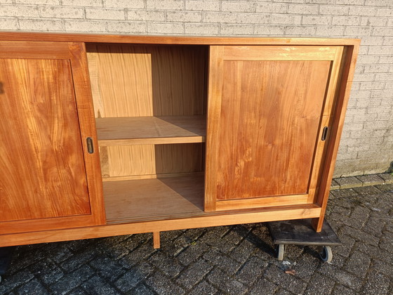 Image 1 of Teakhouten dressoir 