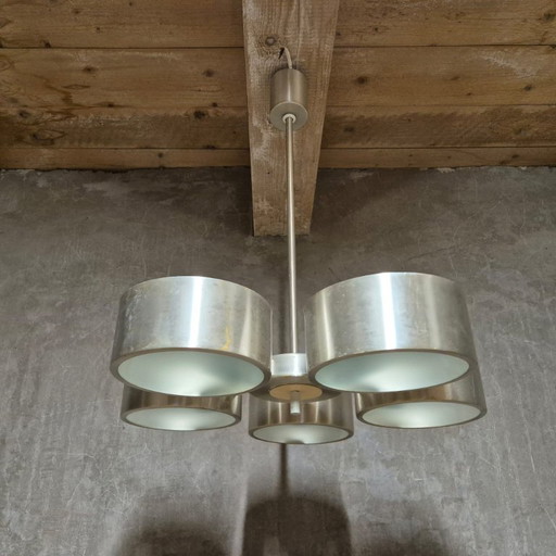 Lámpara de araña vintage de aluminio y cristal, Alemania, década de 1970