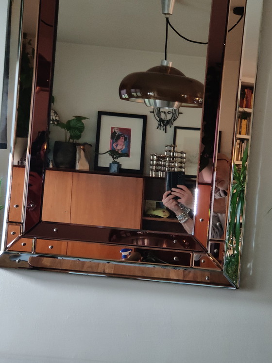 Image 1 of Grote Italiaanse Hollywood Regency Wandspiegel – 110x75 cm – Getint Glas – Eiken Kader – Jaren 70