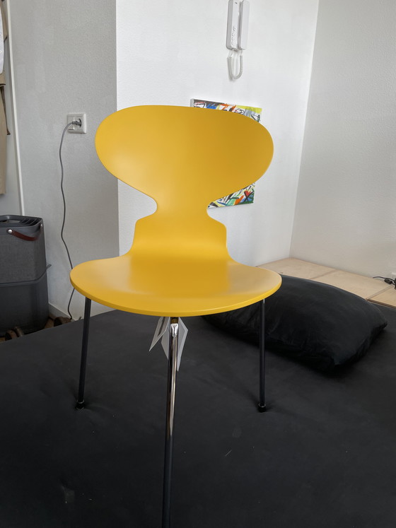 Image 1 of Fritz Hansen Ant Stoel Geel