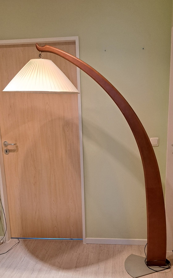 Image 1 of Arteflash Venere Piantana – Lámpara de pie de diseño italiano en nogal