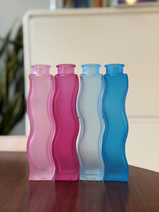 Vintage IKEA Skamt Squiggle Zigzag Vasen – 4er-Set – 90er-Jahre-Design