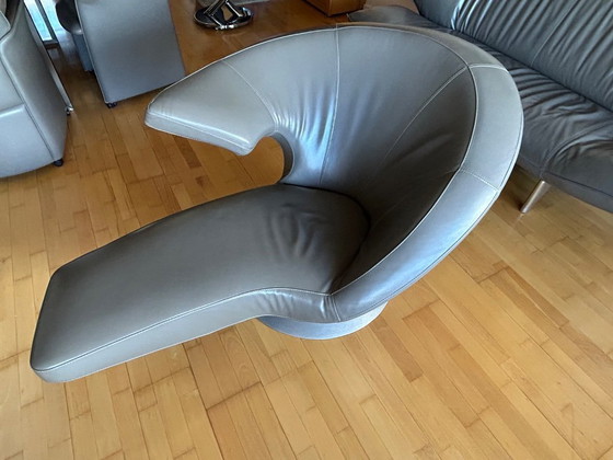 Image 1 of Leolux Parabolica