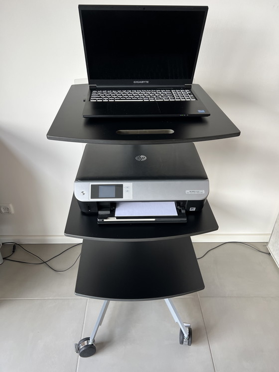 Image 1 of Lande Allux Assistant pc furniture