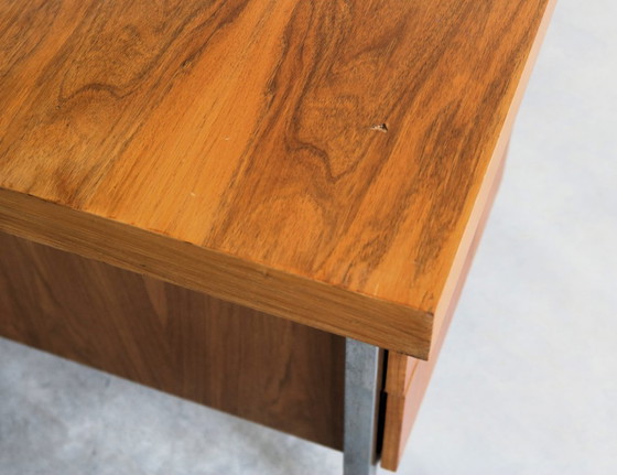 Vintage Bureau | Directiebureau | Teak | Jaren 60 – Chrome, Wood (photo 10 of 11)