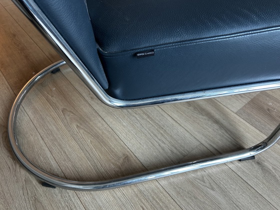 Image 1 of Gispen AA fauteuil marine blauw