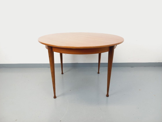 Image 1 of Vintage Scandinavian style round teak dining table from the 1950s/60s with extension