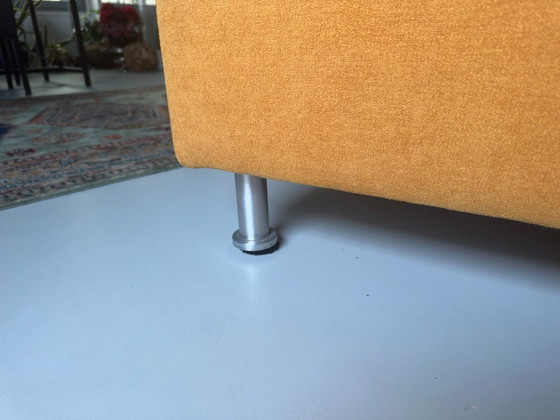 Image 1 of 2 Chaise longue giallo ocra