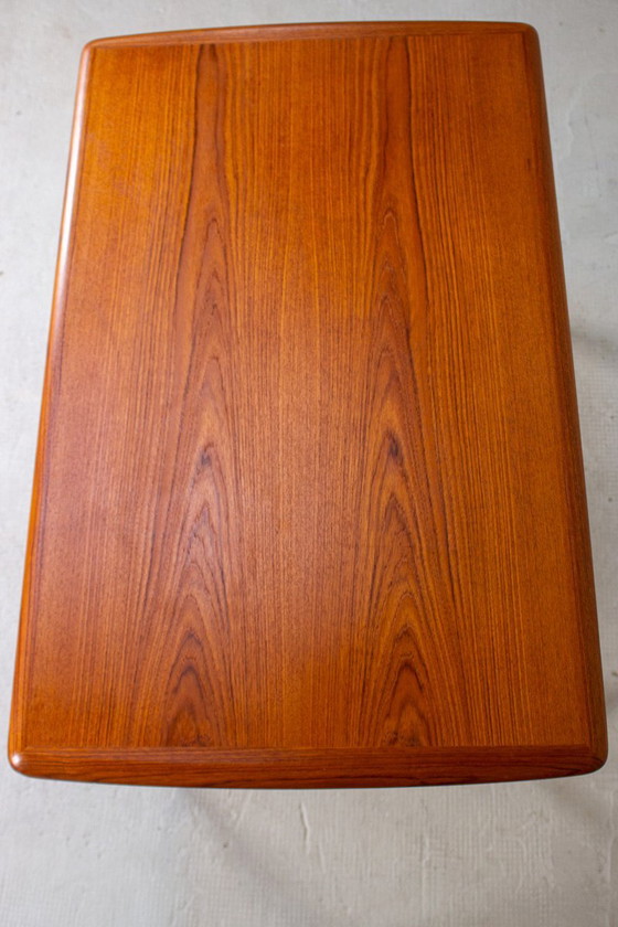 Danish Mid-Century Dining table in Teak by Svend Åge Madsen, 1960s, Mid Century Modern (photo 11 of 17)