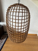 Fauteuil suspendu vintage en rotin