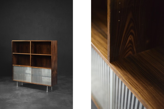 Image 1 of Buffet haut vintage en bois de rose avec verre, Mid Century Scandinavian Modern, 1960s