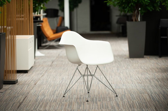 Image 1 of Vitra Eames Plastic Armchair Dar Club Chair