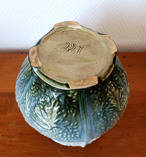 Image 1 of Cache Pot Art Nouveau Aux Pivoines En Barbotine