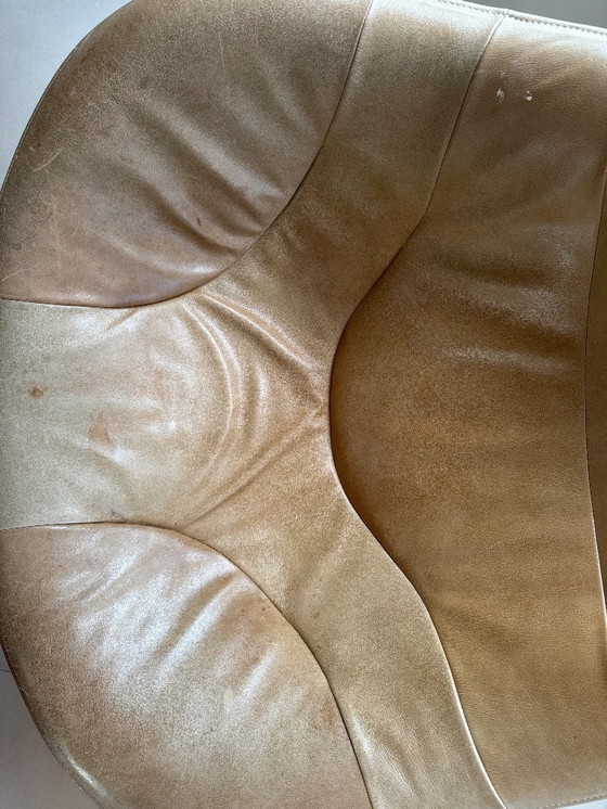 Image 1 of Vandenberg ‘Hidde’ fauteuil.