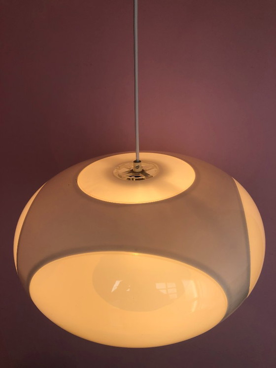 Image 1 of Lampada "occhio di insetto" in stile futuristico, versione bianca.