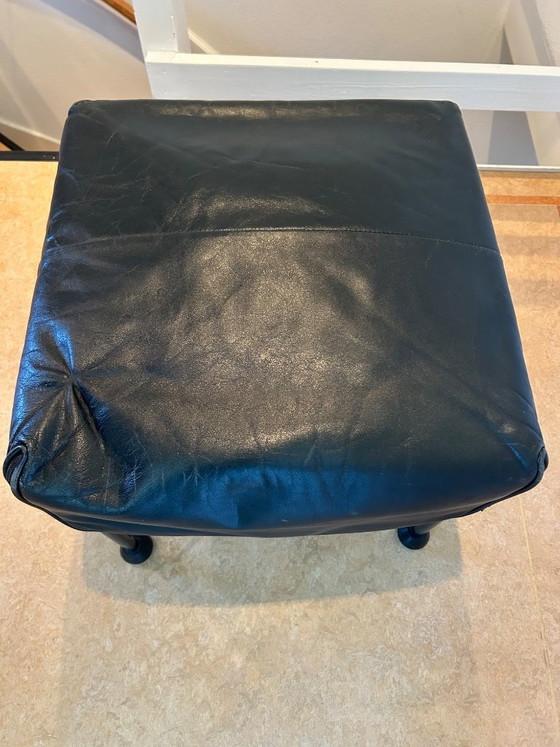 Image 1 of 2 fauteuils Montis Charley en cuir noir et 1 pouf noir